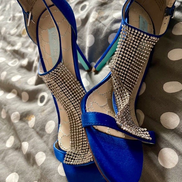 Betsey Johnson sandals SZ 8 - Picture 6 of 6